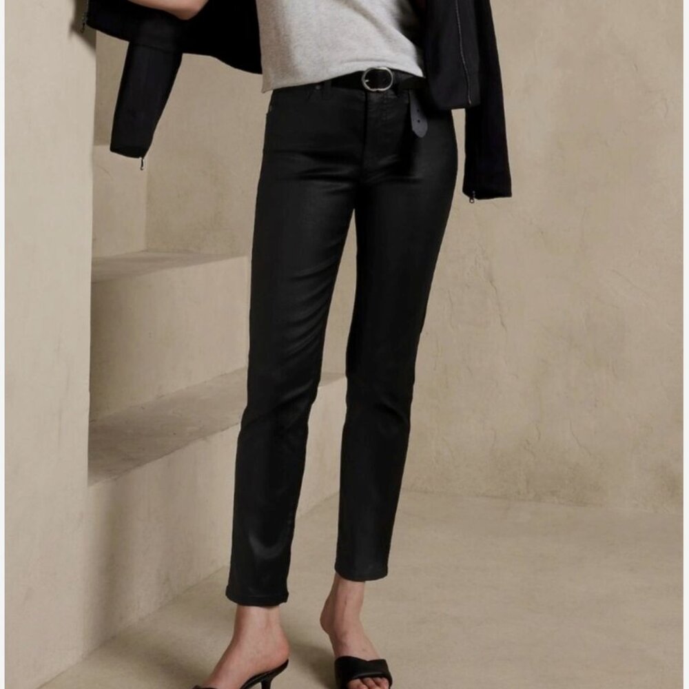 Banana Republic Slim Coated Black Women's High Rise Slim Jeans-26/2-Like New